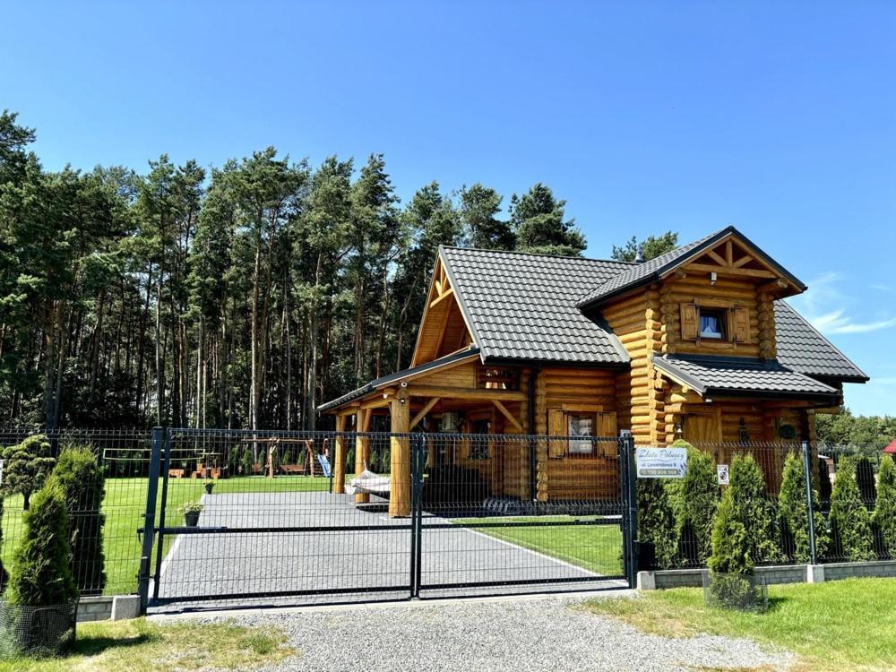 Dom Wakacyjny Zloto Polnocy Na Wylacznosc, Parking, Plac Zabaw, Tarasy Karwieńskie Błoto Extérieur photo
